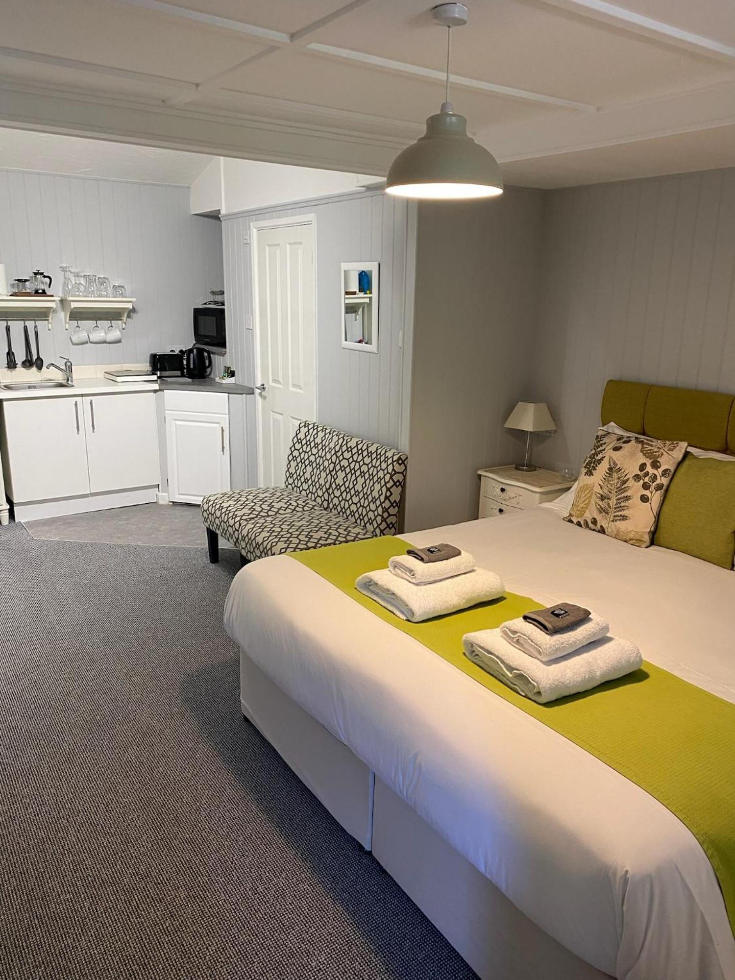 Petherton 4*