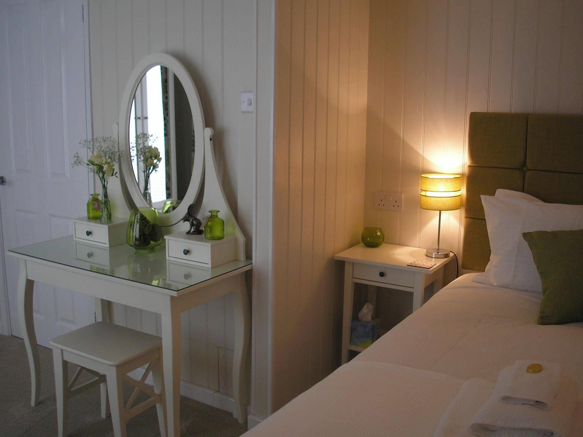 Petherton Bed & Breakfast 4*